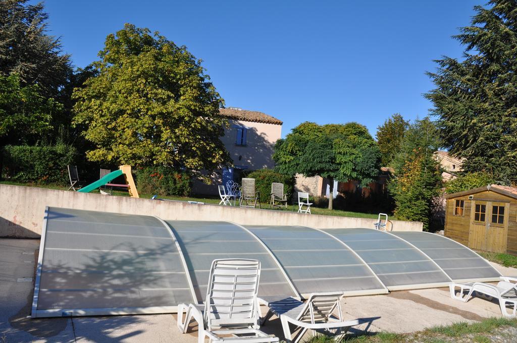 Le Petit Labouret Hotel Revest-du-Bion Exterior foto