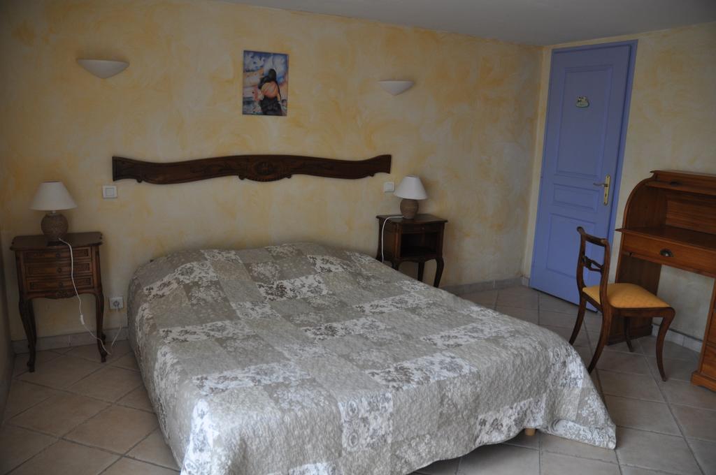 Le Petit Labouret Hotel Revest-du-Bion Exterior foto